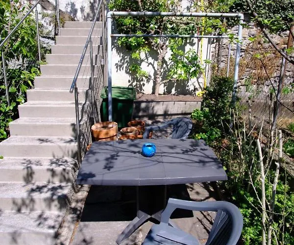 Bed & Breakfast Chez Muna & Lucien Thun