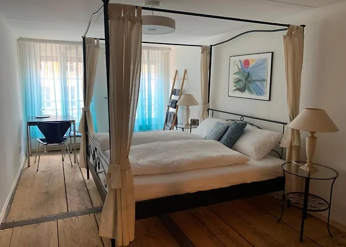 Chez Muna & Lucien Bed & Breakfast *